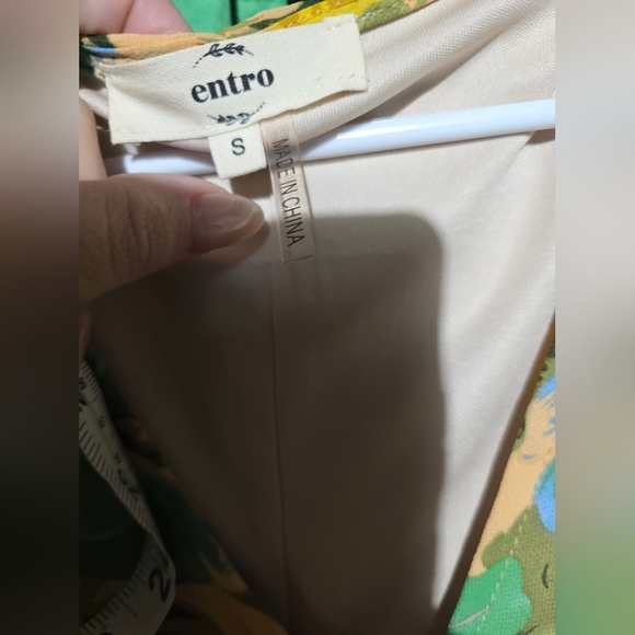 Entro EUC Small Floral V-Neck Maxi Dress PTP 22 - Picture 4 of 5